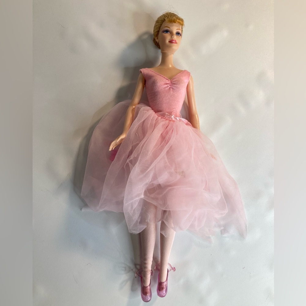 Barbie Vintage Ballerina Fashion Doll Mattel 1999